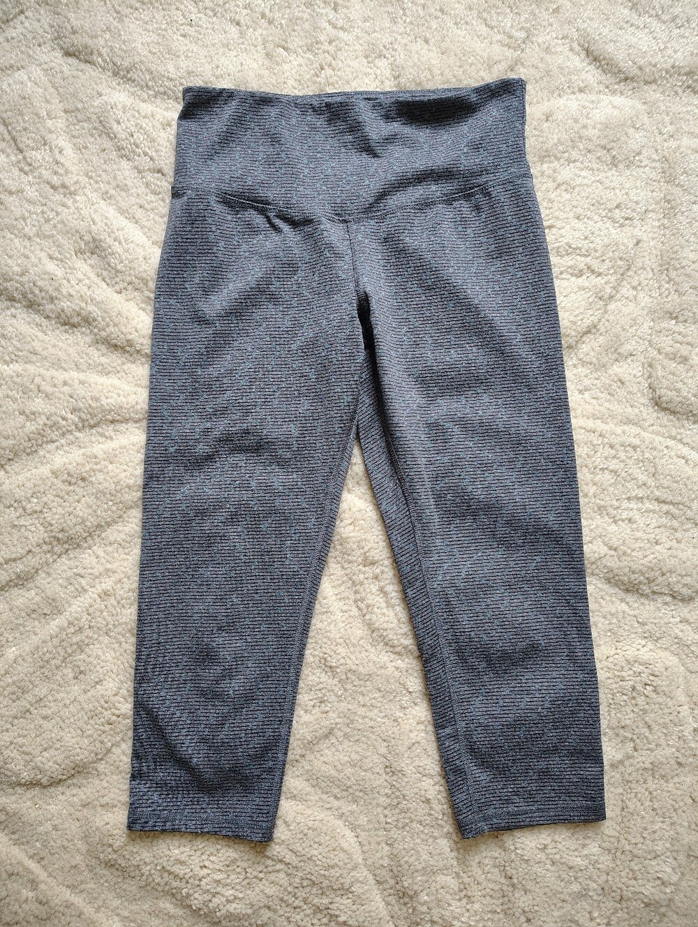 ☀️5/$25☀️ Champion Women's Medium Gray Capri Leggings